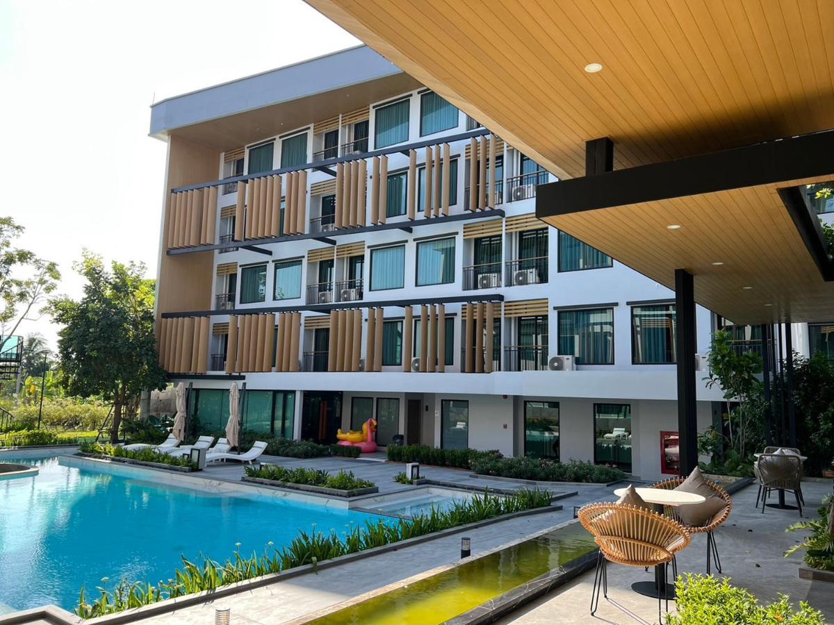 Crystal Srivaree Suvarnabhumi Hotel Ban Khlong Bang Krathiam Eksteriør billede