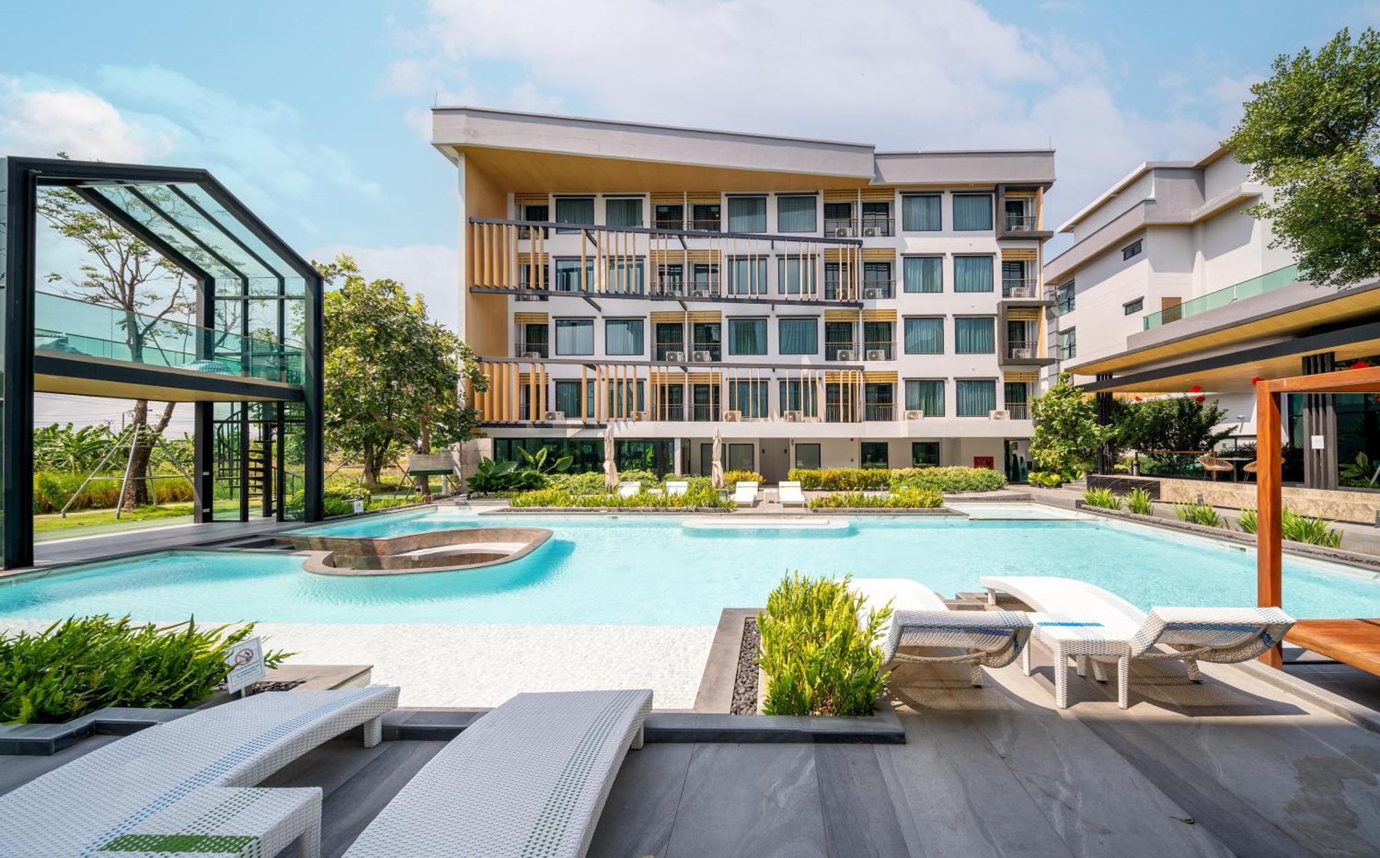 Crystal Srivaree Suvarnabhumi Hotel Ban Khlong Bang Krathiam Eksteriør billede