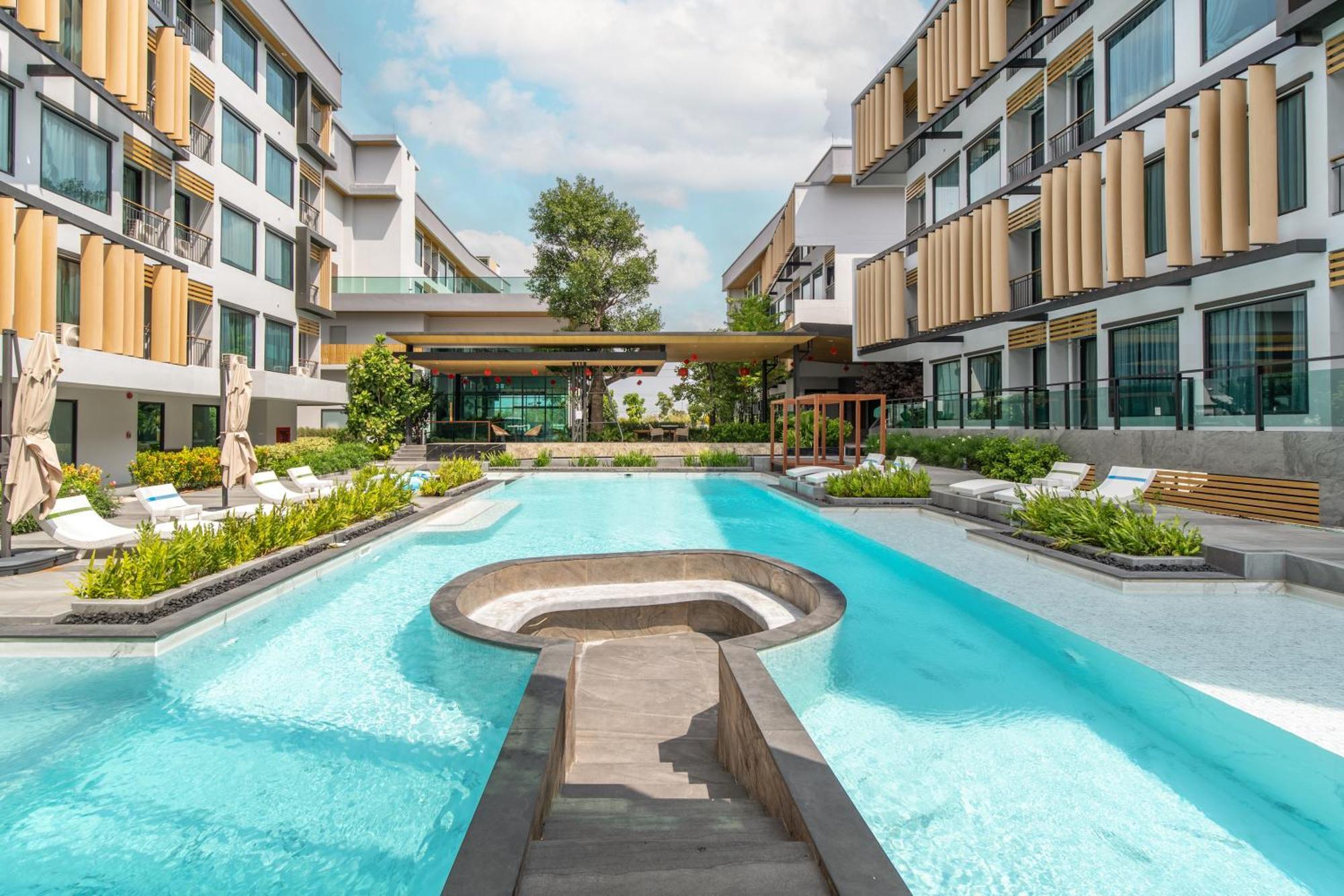 Crystal Srivaree Suvarnabhumi Hotel Ban Khlong Bang Krathiam Eksteriør billede