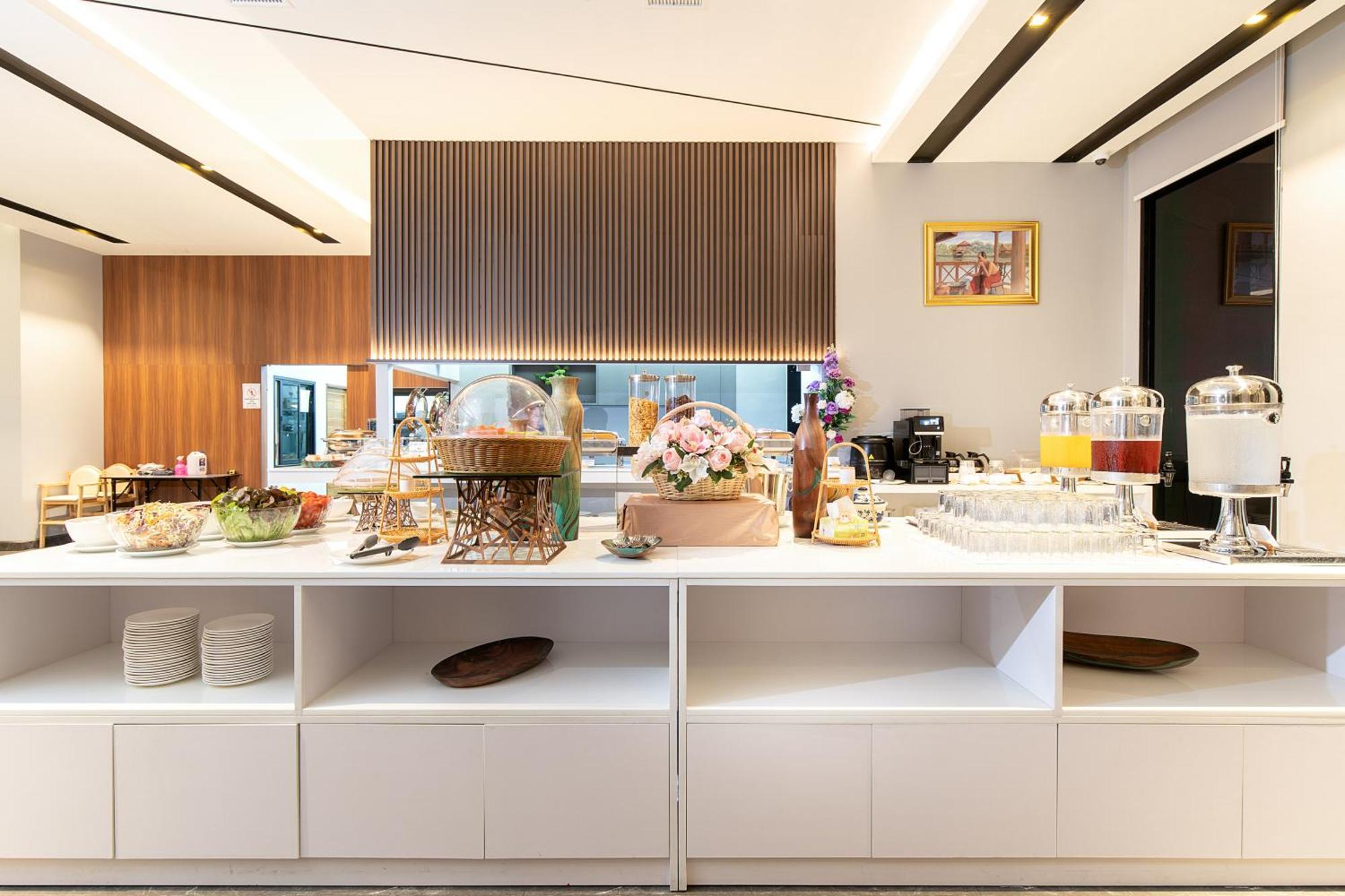 Crystal Srivaree Suvarnabhumi Hotel Ban Khlong Bang Krathiam Eksteriør billede