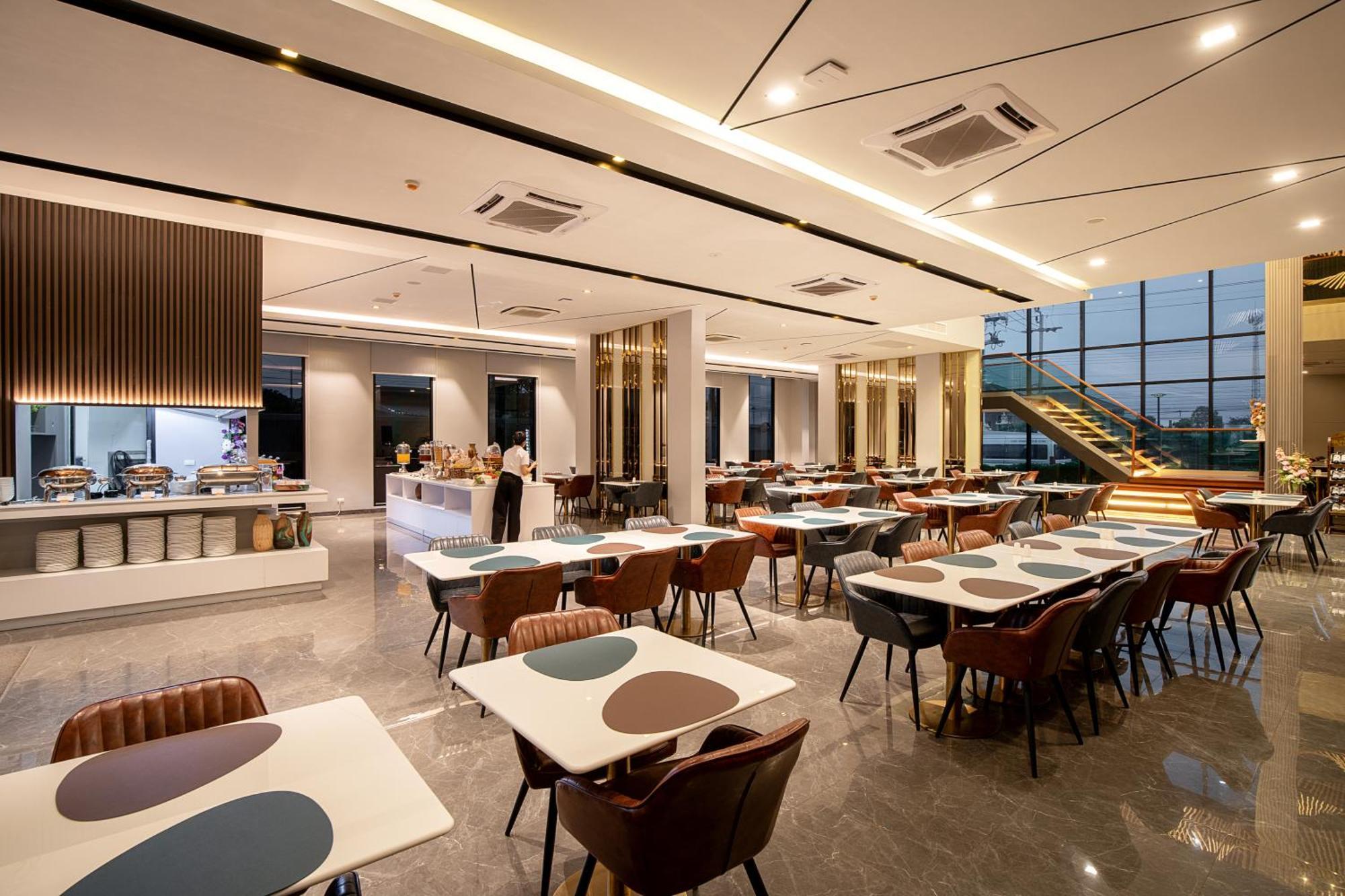 Crystal Srivaree Suvarnabhumi Hotel Ban Khlong Bang Krathiam Eksteriør billede