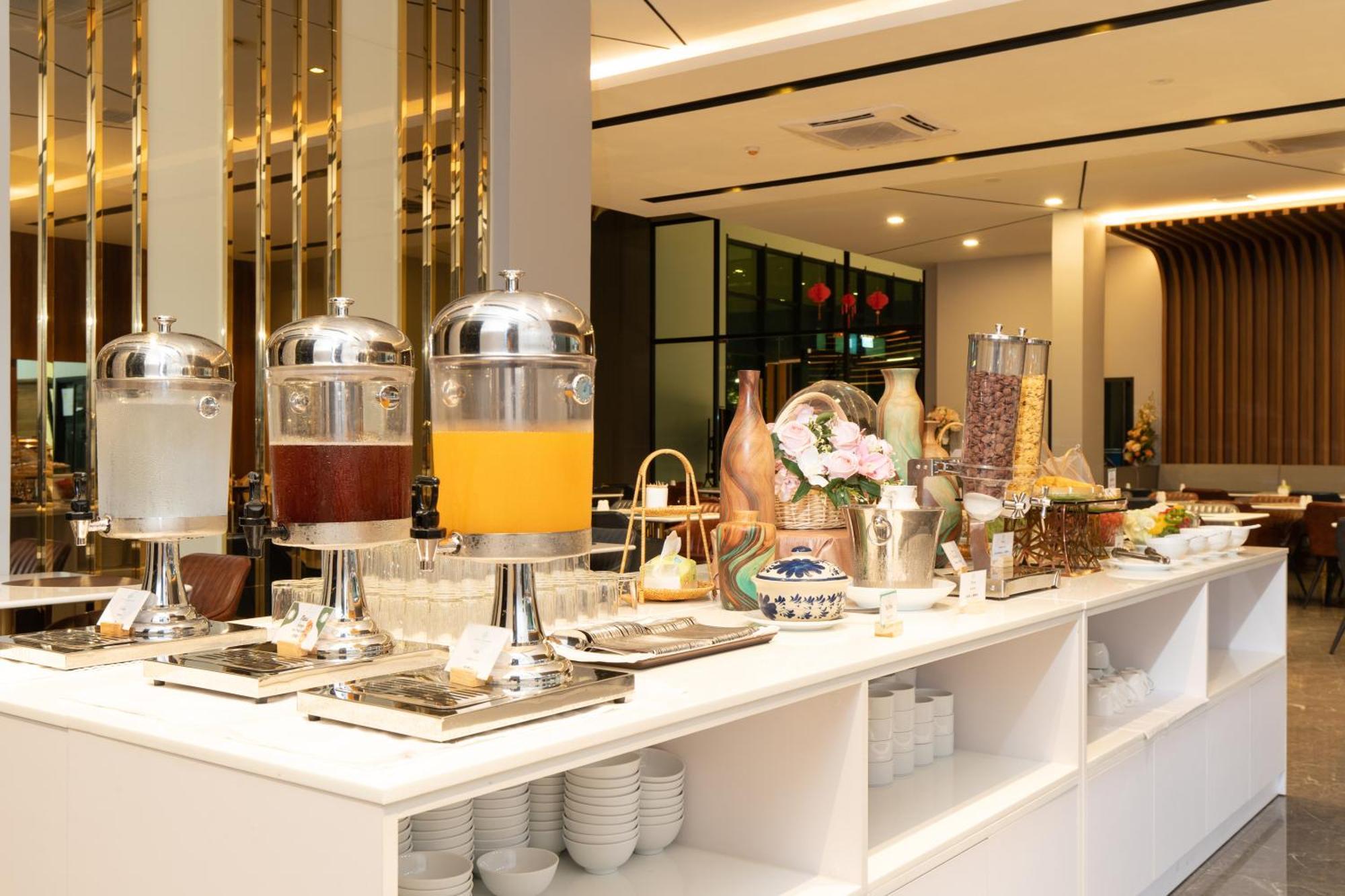 Crystal Srivaree Suvarnabhumi Hotel Ban Khlong Bang Krathiam Eksteriør billede