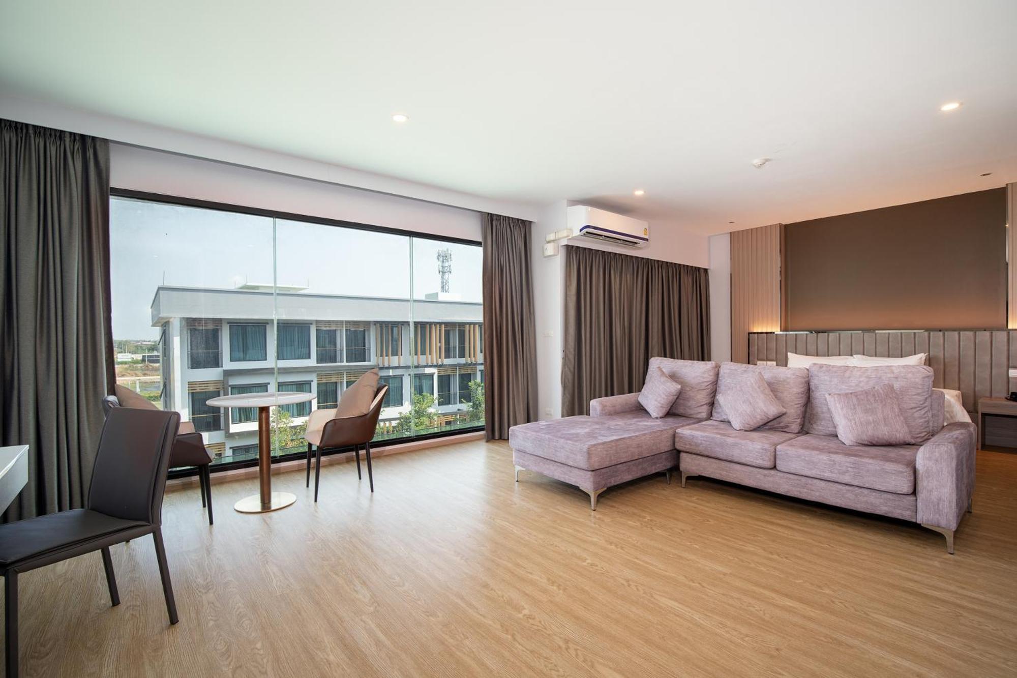 Crystal Srivaree Suvarnabhumi Hotel Ban Khlong Bang Krathiam Værelse billede