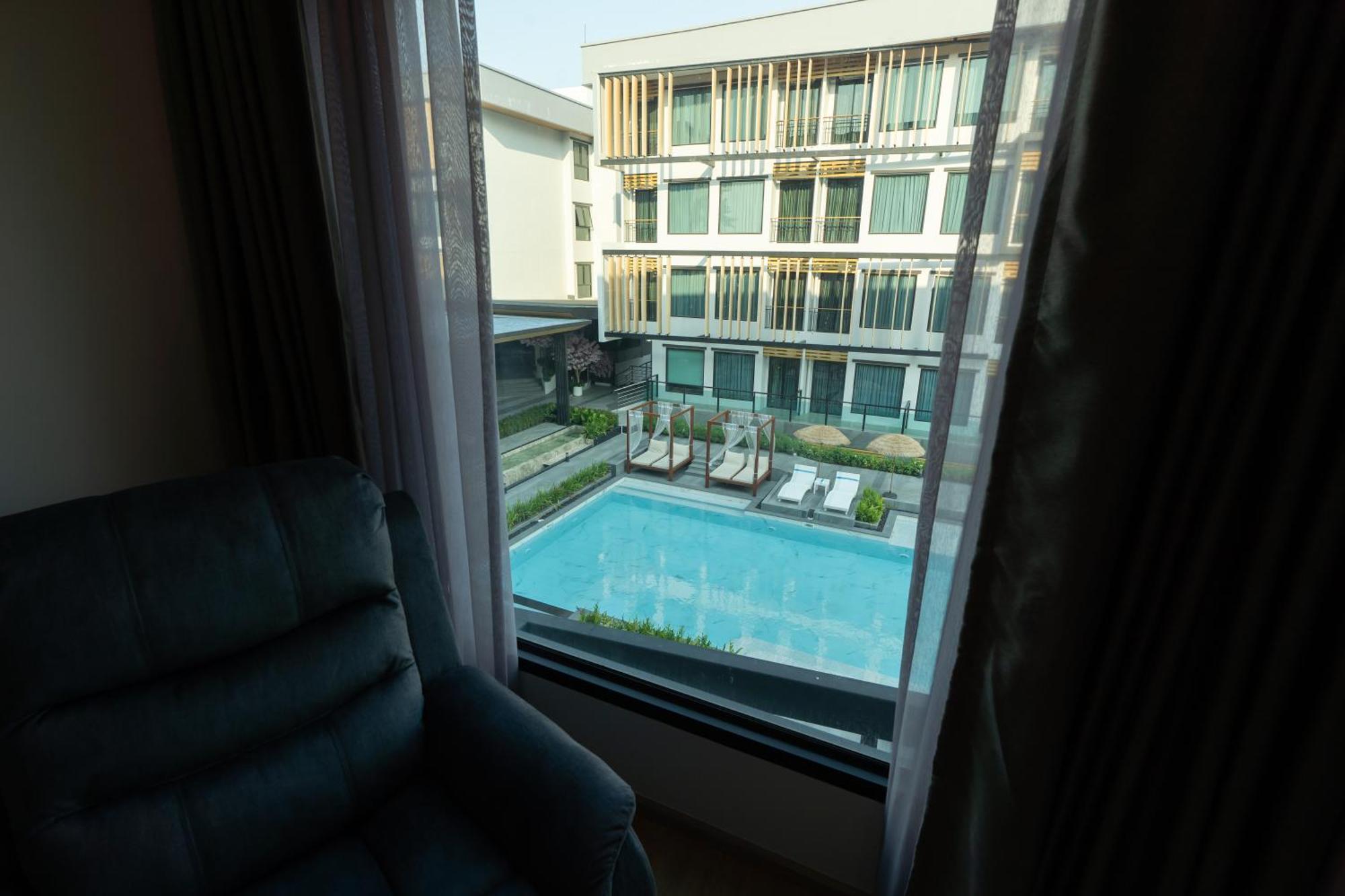 Crystal Srivaree Suvarnabhumi Hotel Ban Khlong Bang Krathiam Eksteriør billede